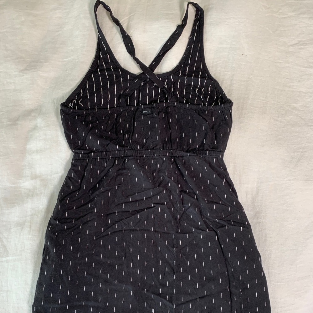 RVCA Dress - has Pockets!! - Picture 3 of 5